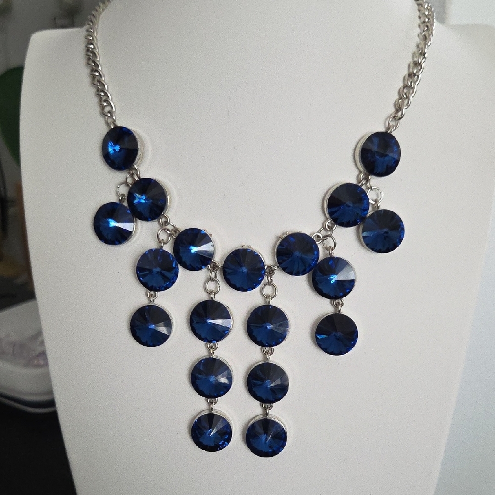 Paparazzi Dazzling Sapphire Blue Gem Necklace NWT